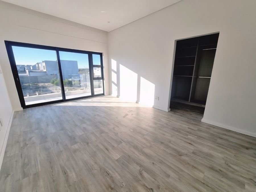 4 Bedroom Property for Sale in Sandown Western Cape